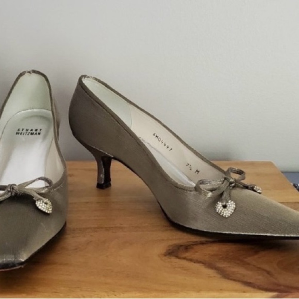 STUART WEITZMAN | Silver Metallic Square Toe Kitten Heels | 7.5 Narrow